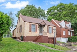 102 William St, West View, PA 15229