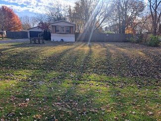 5265 Aux Sable Rd, Morris, IL 60450