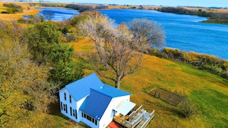 1854 260th Ave, Spirit Lake, IA 51360