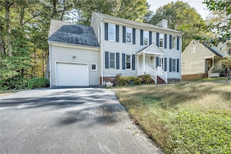 5901 Acorn Ridge Ct, Midlothian, VA 23112