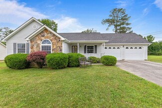140 Cedar Tree Ln, Rossville, GA 30741