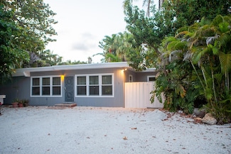 5967 SW 58th Terrace, South Miami, FL 33143