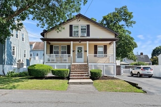 30 Dolloff Ave, Beverly, MA 01915