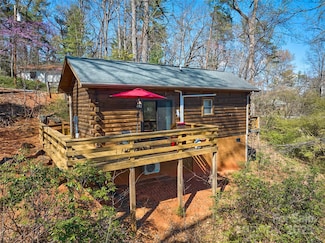 393 Seton Rd, Lake Lure, NC 28746