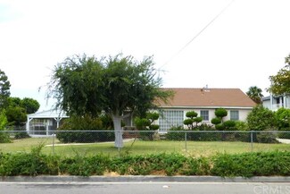 1122 N Bewley St, Santa Ana, CA 92703