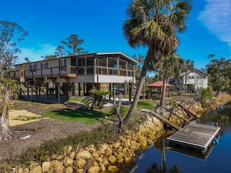 1716 King St, Steinhatchee, FL 32359