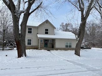 3110 Arbutus St, Commerce Township, MI 48382