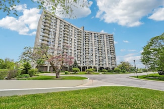 40 N Tower Rd Unit 3G, Oak Brook, IL 60523