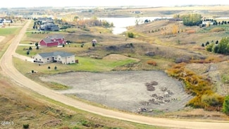 3053 E Lakeside Rd, Bloom Township, ND 58401