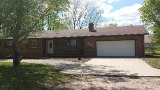 211 S Commercial Ave, Sedgwick, KS 67135