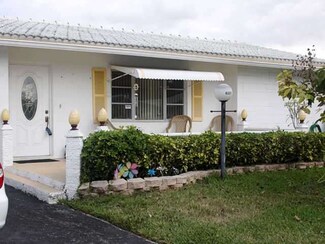 8221 NW 17th St, Plantation, FL 33322