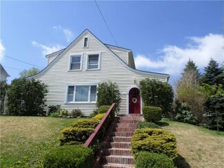 353 N Porter St, Waynesburg, PA 15370
