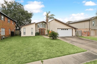 6916 Camberley Dr, New Orleans, LA 70128