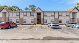 411 Banana Cay Dr Unit D, South Daytona, FL 32119