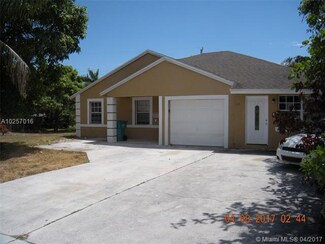 432 NE 15th Ct, Boynton Beach, FL 33435