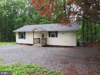 248 Laurel Hill Rd, Harpers Ferry, WV 25425