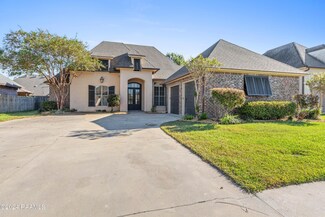 109 Huttingtower Ln, Lafayette, LA 70508