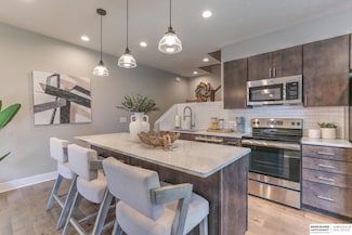 3140 Mayberry Ct, Omaha, NE 68105