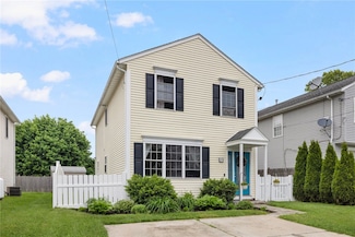 21 Marques St, Cumberland, RI 02864