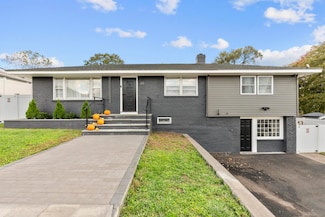 20 Weber St, East Haven, CT 06512