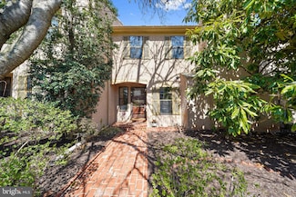 2203 Winterbridge Ln, West Chester, PA 19382