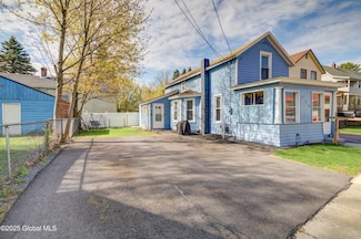 113 W 8th Ave, Gloversville, NY 12078