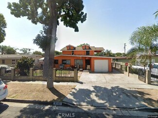 2122 W 10th St, Santa Ana, CA 92703