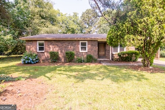 131 Elaine Dr, Warner Robins, GA 31088
