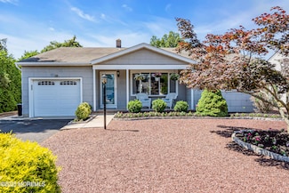 23 Auburn Rd, Toms River, NJ 08757