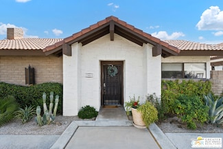 2366 Miramonte Cir E Unit E, Palm Springs, CA 92264