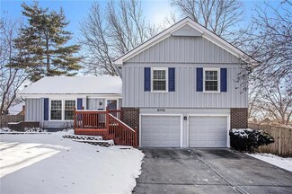 9772 Craig Dr, Overland Park, KS 66212