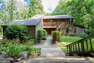 1760 Hilltop Rd, Spring City, PA 19475