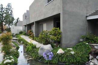10720 Knott Ave, Stanton, CA 90680
