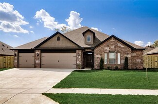 707 Quail Run, Springdale, AR 72762