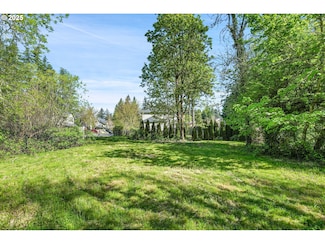 19368 Riverwood Ln, Lake Oswego, OR 97035