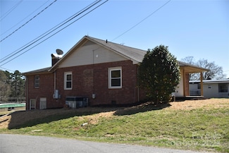 621 Barlow Ave, Kannapolis, NC 28081