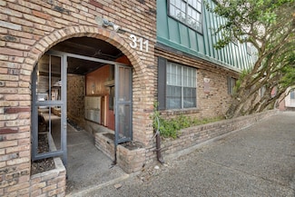 311 E 31st St Unit 208, Austin, TX 78705