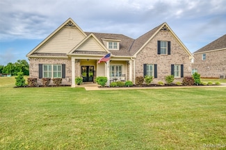 235 Midland Dr, Wetumpka, AL 36093