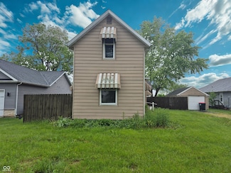 435 N Main St, Mulberry, IN 46058