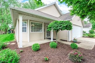 3891 Dartford Ln, Medina, OH 44256