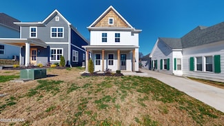 123 W Deaderick St, Jackson, TN 38301
