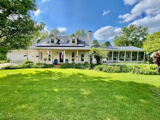12128 Redding Dr, Fort Wayne, IN 46814