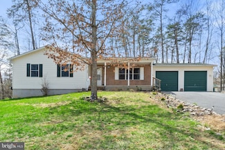 100 Woodlands Ln, Cross Junction, VA 22625