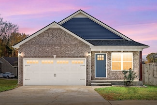 223 Casting Ct, Clarksville, TN 37043