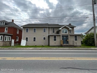 211 S Water St, Mill Hall, PA 17751