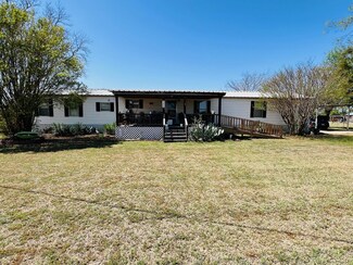 306 S Leon St, Gustine, TX 76455