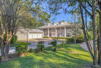 5040 Roland Rd, Milton, FL 32571