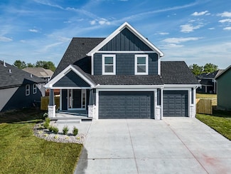 1012 2nd St, Perry, KS 66073