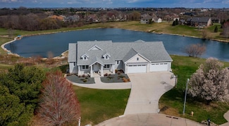 3325 N Doe Run Dr, Cumming, IA 50061
