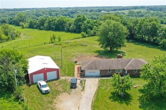 2421 NE A Hwy, Lathrop, MO 64465
